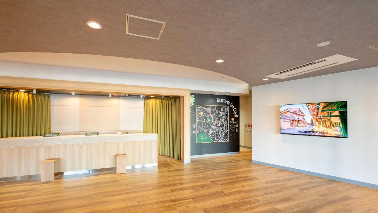 En Hotel Ise Bagian luar foto